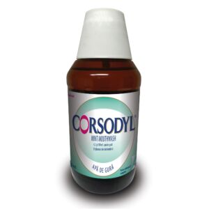 Apa de gura Corsodyl