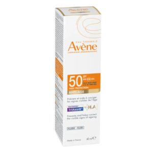Fluid de protectie solara anti-imbatranire SPF50