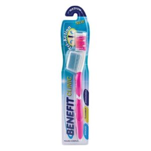 Periuta de dinti Tri-Action Medium