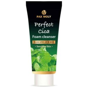 Spuma de curatare calmanta cu extract de Centella Asiatica