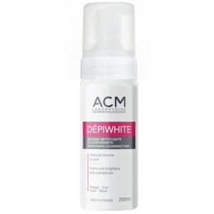 Spuma de curatare cu efect iluminator Depiwhite
