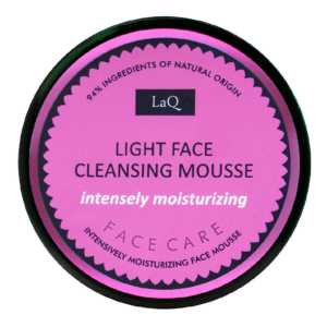 Spuma pentru curatarea tenului magnolie si piper roz